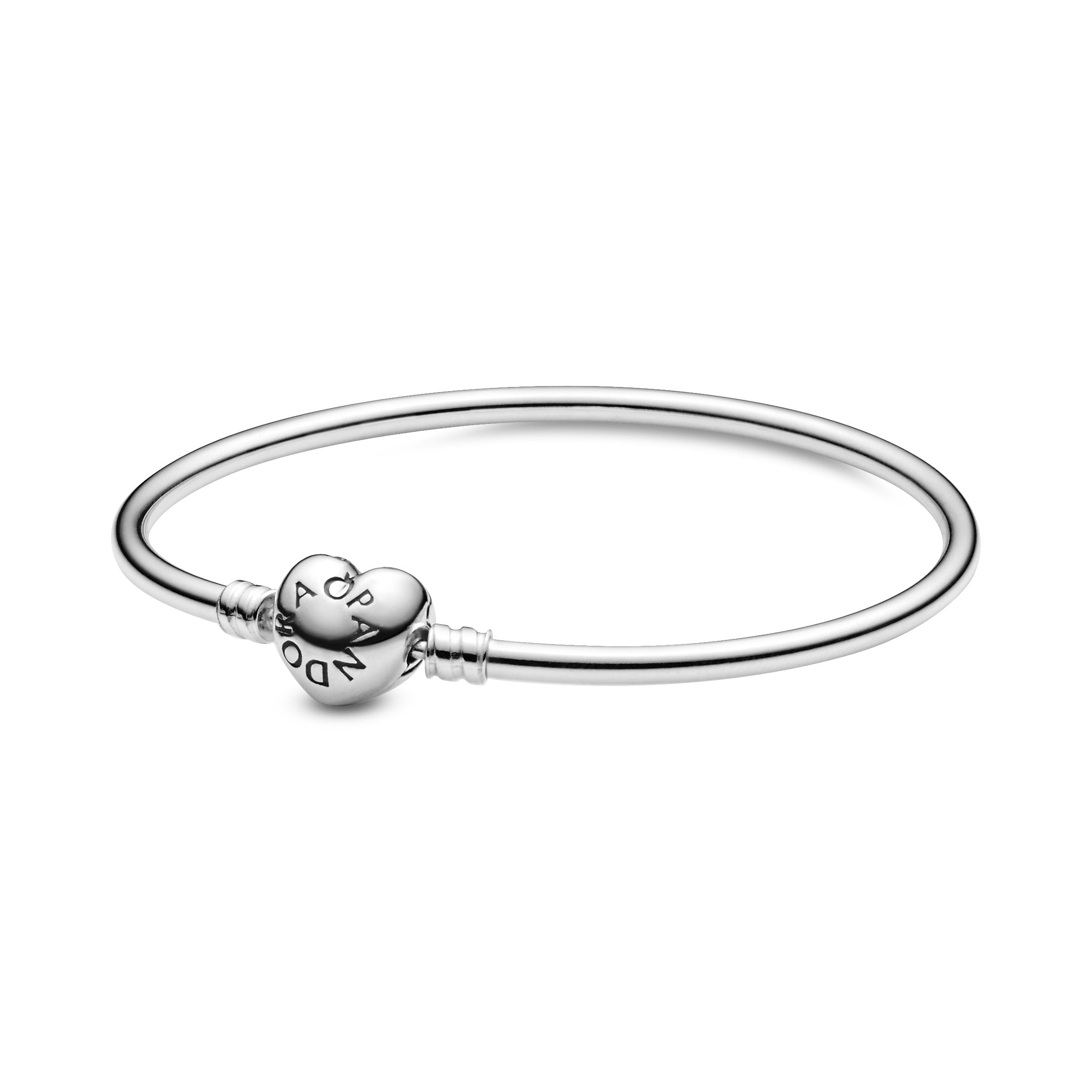 Pandora - Bracciale Moments Rigido con Chiusura a Cuore